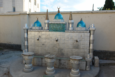 Во дворе соборной мечети Аша-Джами