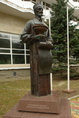 Анапа. Памятник основателю курорта В.А. Будзинскому
