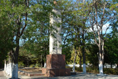 Аджимушкай. Памятник погибшим в войне с фашистами