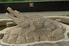 Новороссийск. Скульптура Крокодила