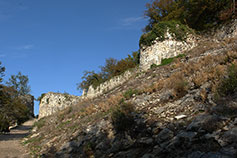 Абхазия. Новый Афон. Крепость Анакопия, перед входными воротами