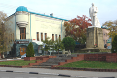 Туапсе. Памятник Ленину на Площади Ленина